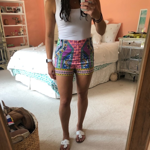 Runs small. - Picture 3 of 3